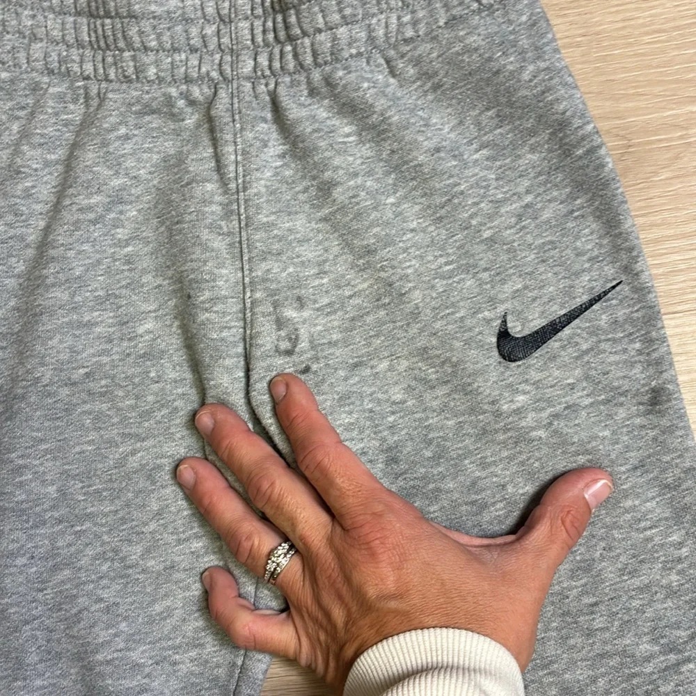 Nike Kids & US Polo Assn Gray Sweatpants Set - Picture 3 of 6